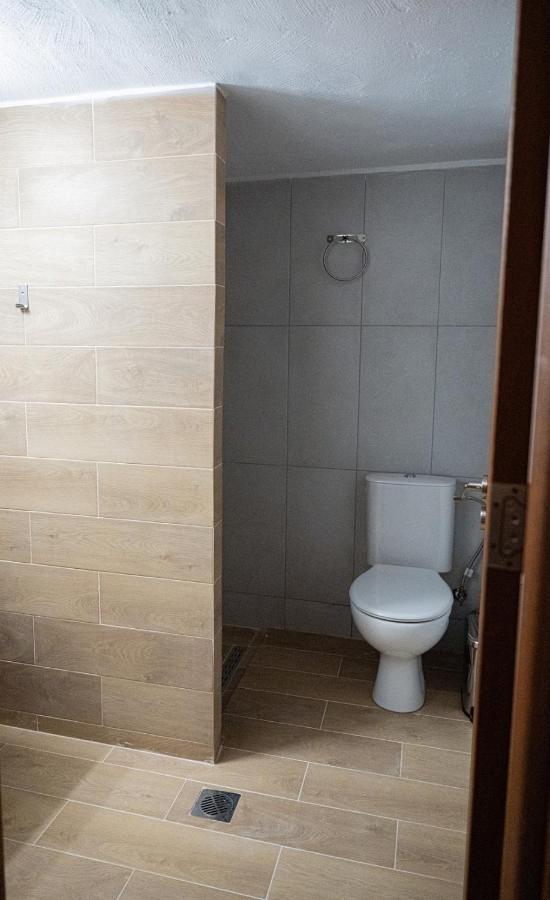Este Luxury Apartments Kriopigi Bagian luar foto
