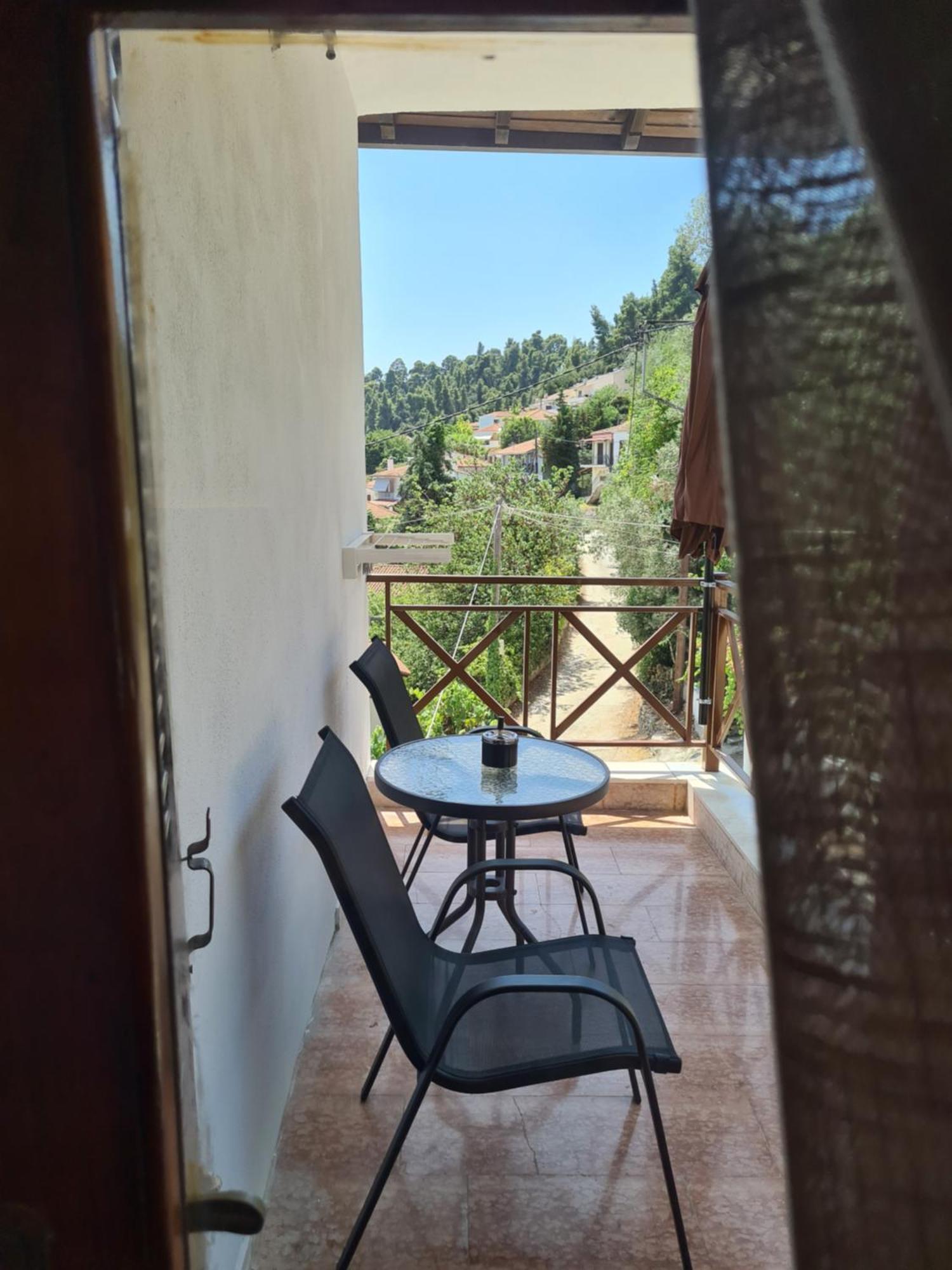 Este Luxury Apartments Kriopigi Bagian luar foto