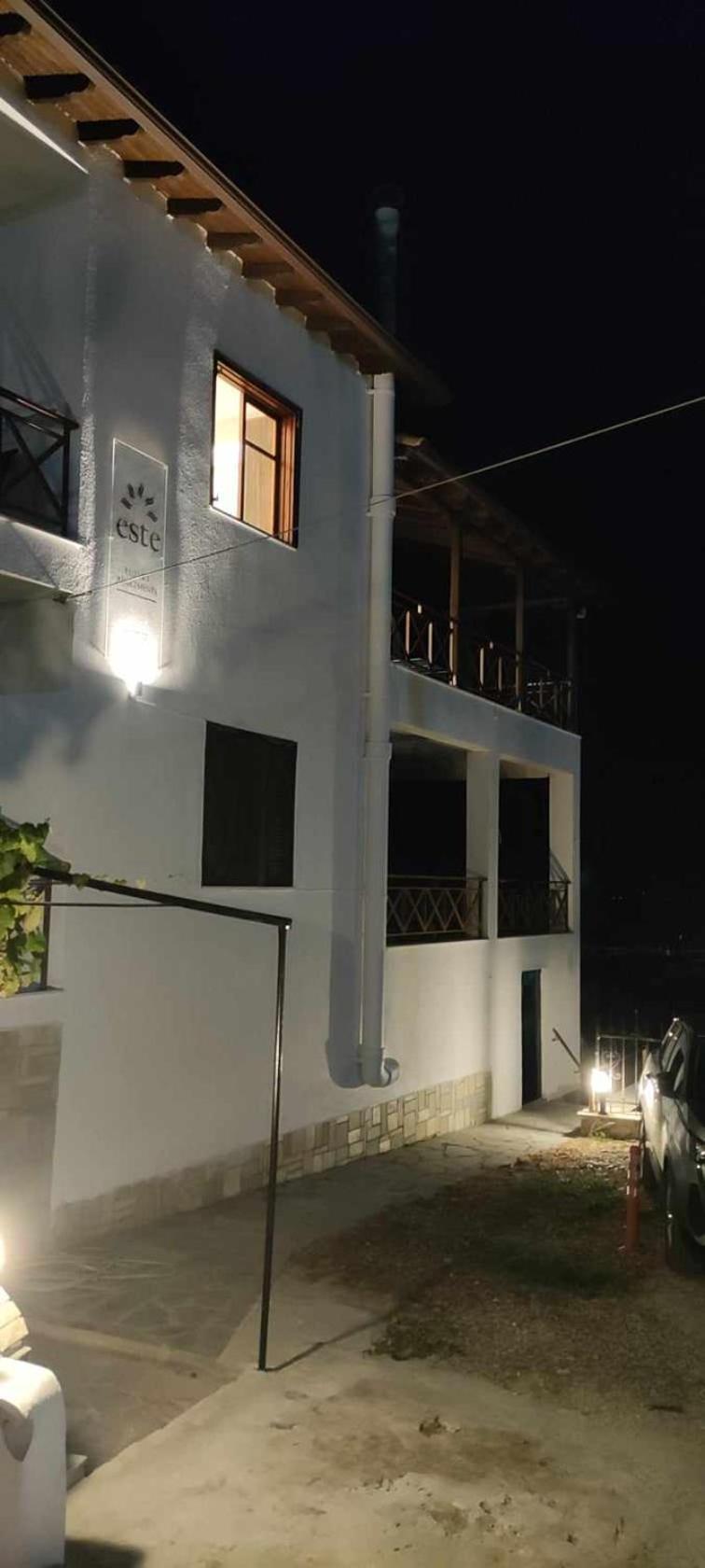 Este Luxury Apartments Kriopigi Bagian luar foto